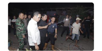 ‎Kapolres, Wali Kota, dan Forkopimda Bitung Tinjau Langsung Kebakaran Aertembaga